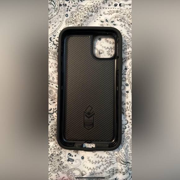 OTTER BOX - Picture 2 of 4